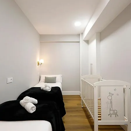 Con Parking A 15 De La Playa *