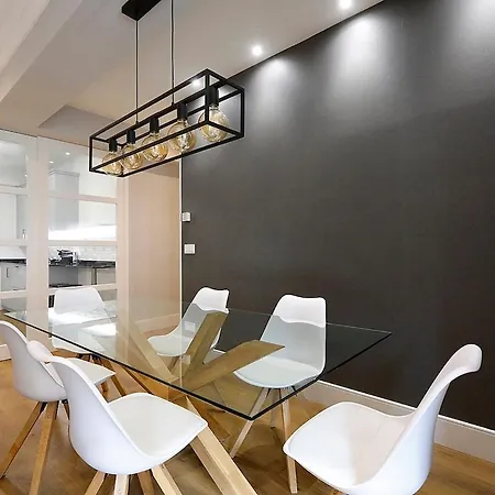 Con Parking A 15 De La Playa Апартаменти Сан-Себастьян