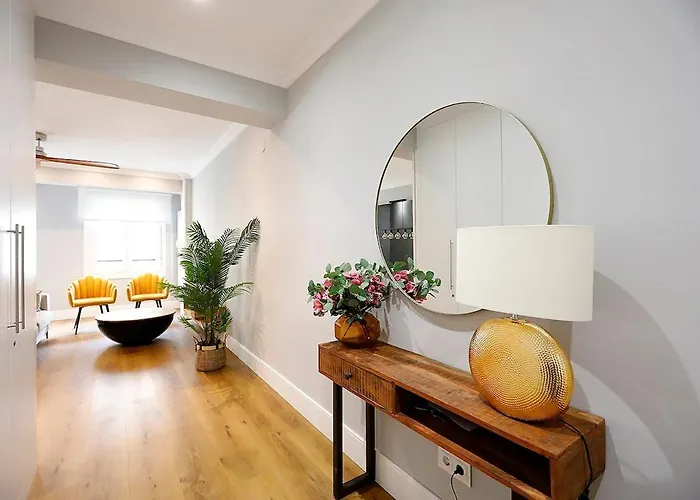 Con Parking A 15 De La Playa شقة