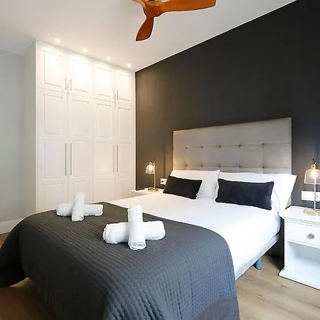 Апартаменты Con Parking A 15 De La Playa Сан-Себастьян