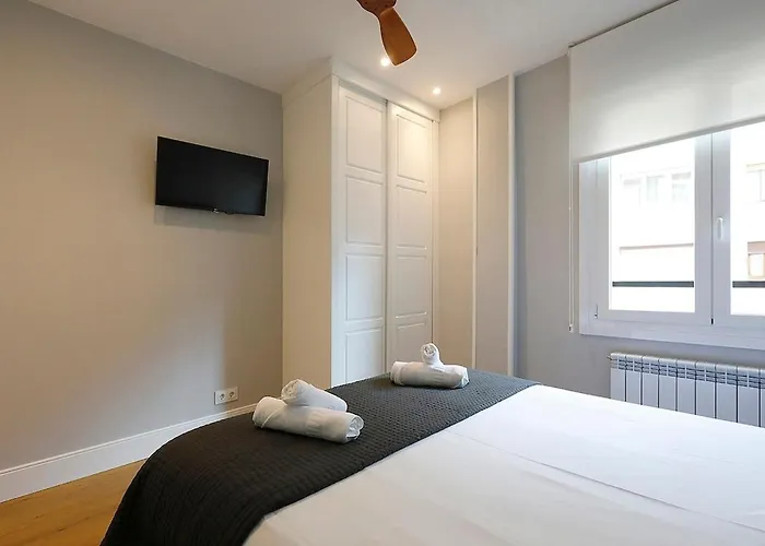 Con Parking A 15 De La Playa San Sebastian