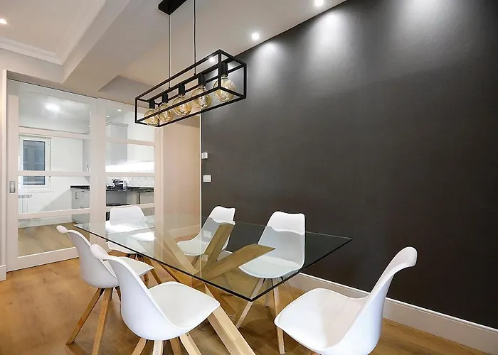 Con Parking A 15 De La Playa Apartment San Sebastian