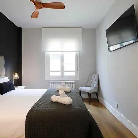 Con Parking A 15 De La Playa Apartment *